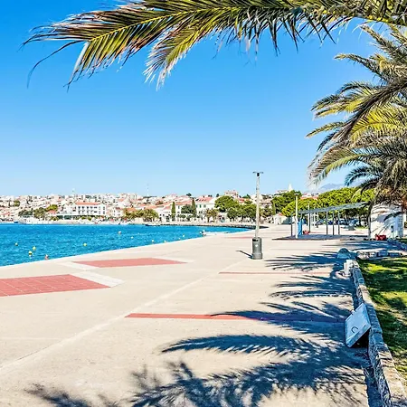 Apartamento Grosse In Pag Mit Privater Terrasse By Interhome Pag Town