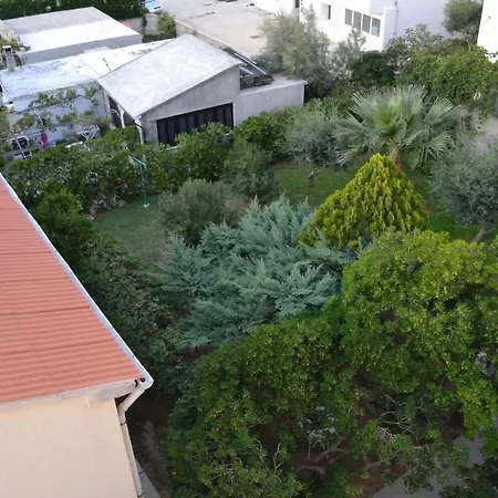 Grosse In Pag Mit Privater Terrasse By Interhome *