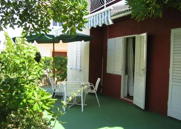 Apartman Grosse In Pag Mit Privater Terrasse By Interhome *